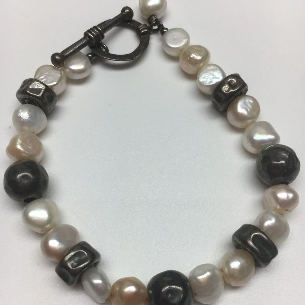 FREE SHIPPING Beautiful 925 Silver Cultured Pearl Toggle Clasp Tennis Bracelet
